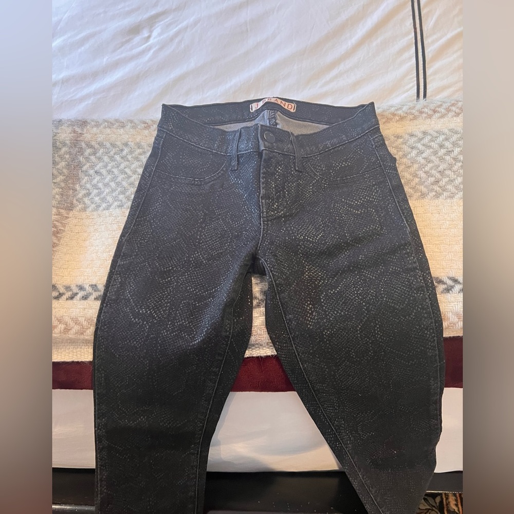 NWOT. J Brand black snake print jeans, size 24. NWOT. Never worn.